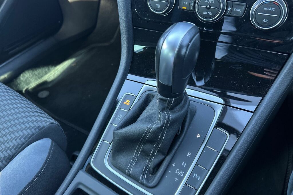 Volkswagen Golf Volkswagen Golf 2.0 Tdi R Line Edition Hatchbac... #6