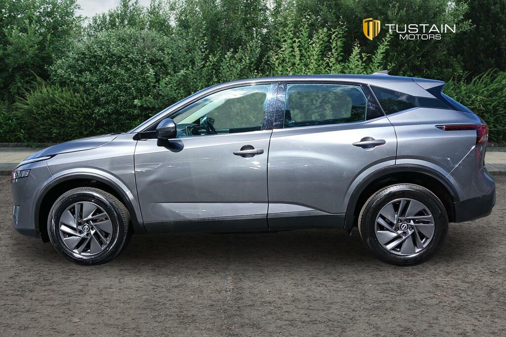 Nissan Qashqai Nissan Qashqai 1.3 Dig T Mhev Acenta Premium Su... 