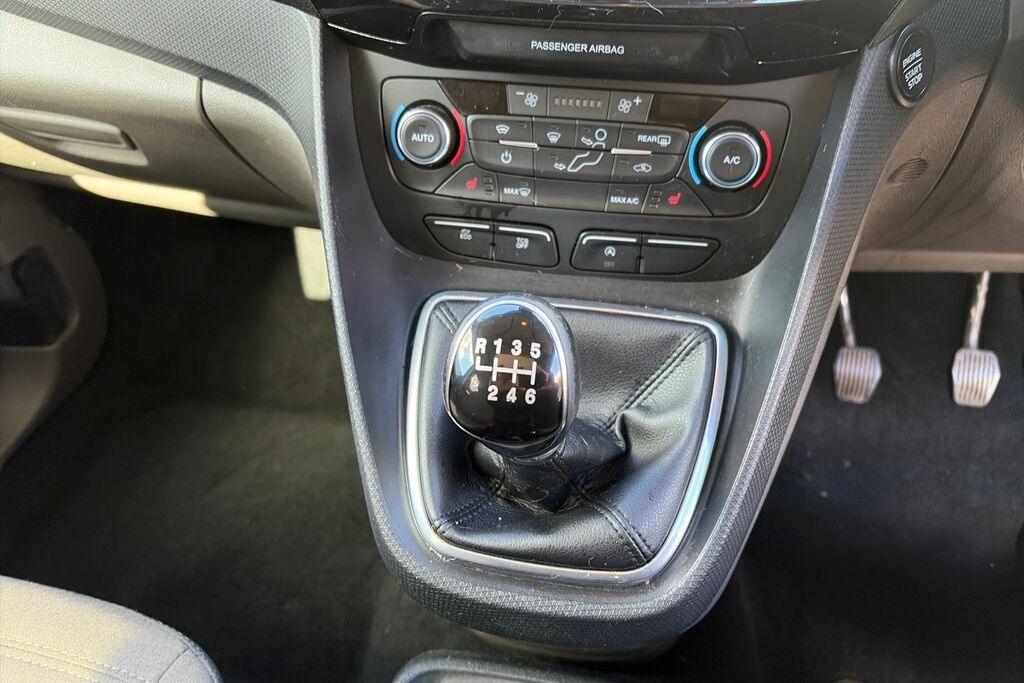 Ford Tourneo Connect Ford Tourneo Connect 1.5 Ecoblue Titanium Mpv 5... YL21CPZ  #6