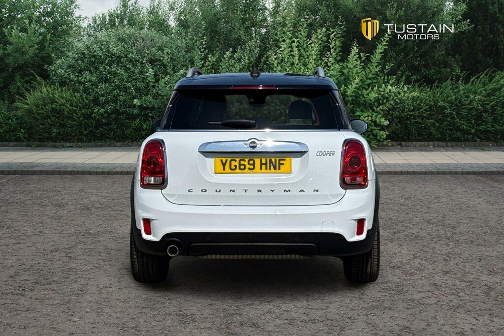Mini Countryman Mini Countryman 1.5 Cooper Exclusive Suv Pe... YG69HNF #3