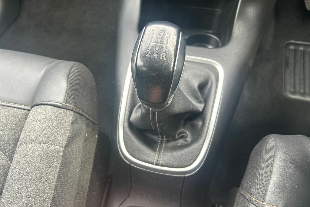 Citroen C3 Citroen C3 1.2 Puretech Max Hatchback Petro... MT24UHE #6