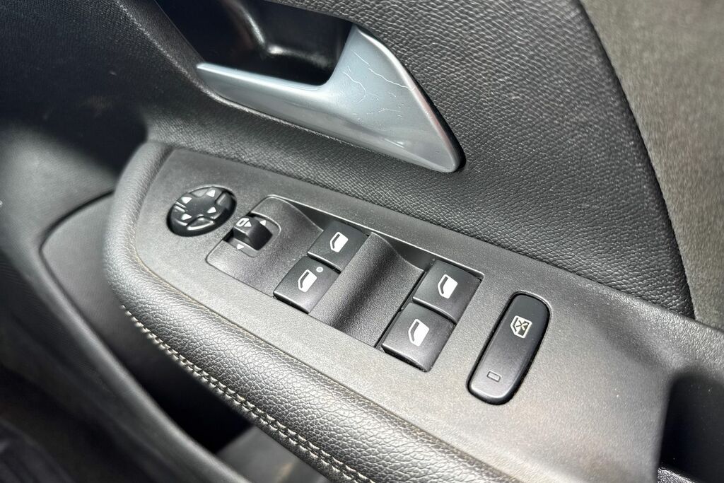 Vauxhall Mokka-e 100Kw Ultimate 50Kwh #12