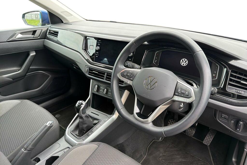 Volkswagen Polo Volkswagen Polo 1.0 Tsi Life Hatchback Petr... AK72KMO #2