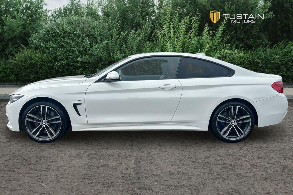 BMW 4 Series Gran Coupe Gran Coupe White #1