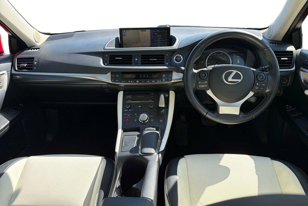 Lexus CT 200H 1.8 Se-l Premier Cvt  #4