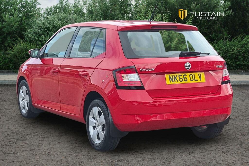 Skoda Fabia 1.0 Mpi Colour Edition Hatchback Grey #4