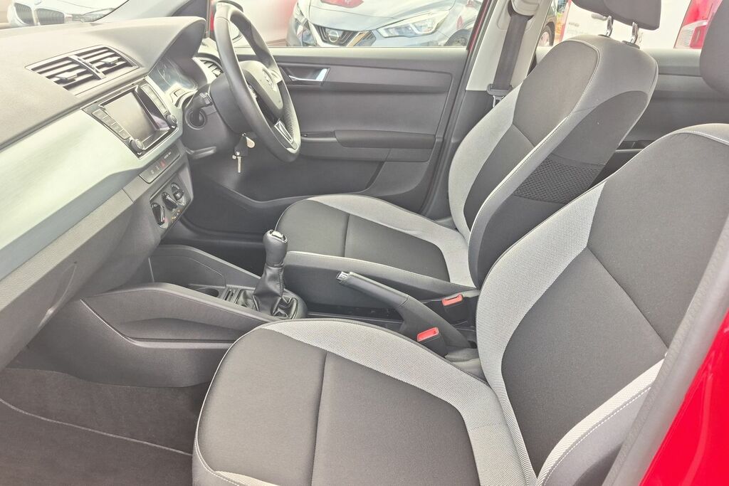 Skoda Fabia 1.0 Mpi Colour Edition Hatchback Grey #31