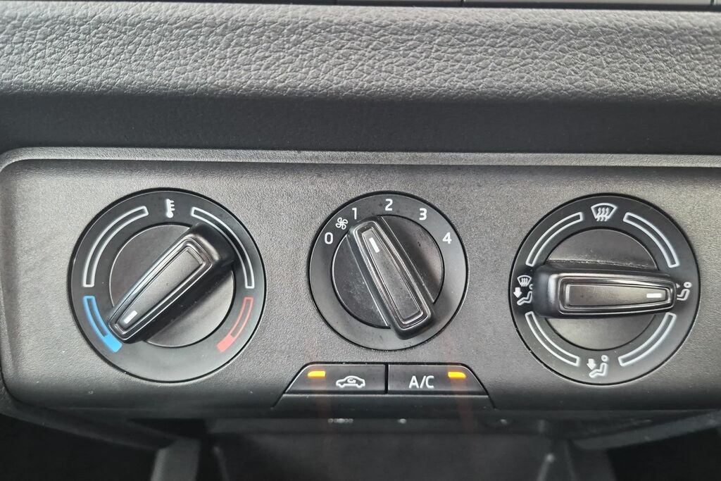 Skoda Fabia 1.0 Mpi Colour Edition Hatchback Grey #21