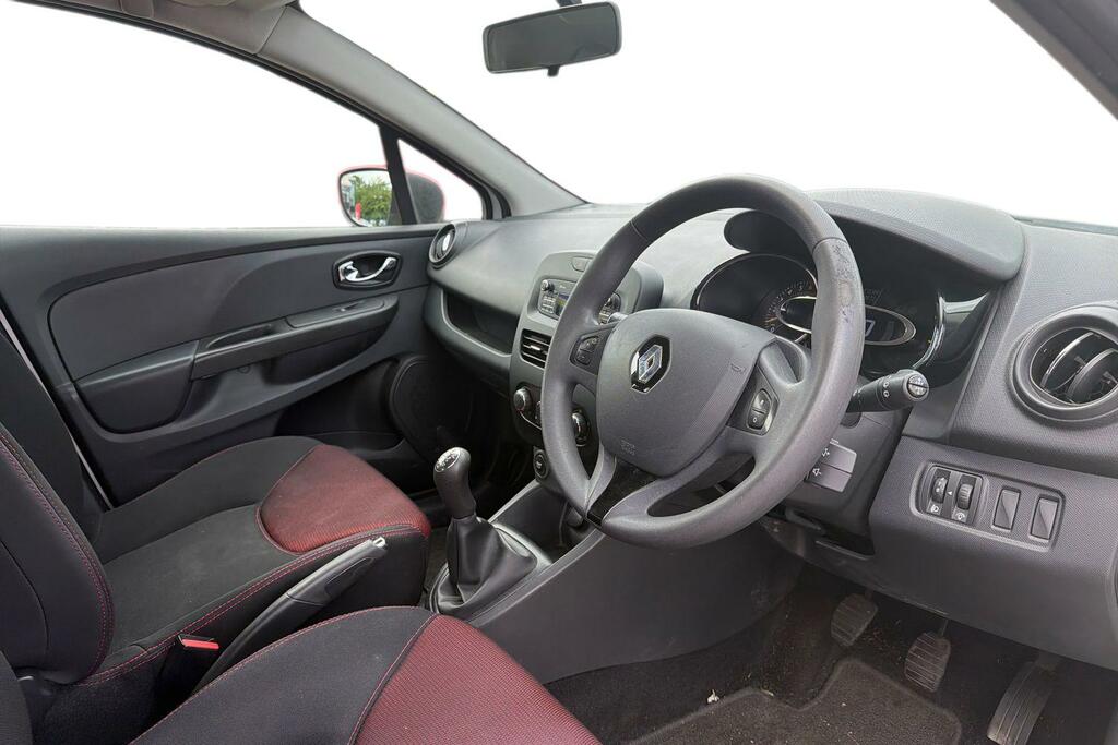 Renault Clio Renault Clio 1.2 16V Expression Plus Hatchback... HY64XMU #2