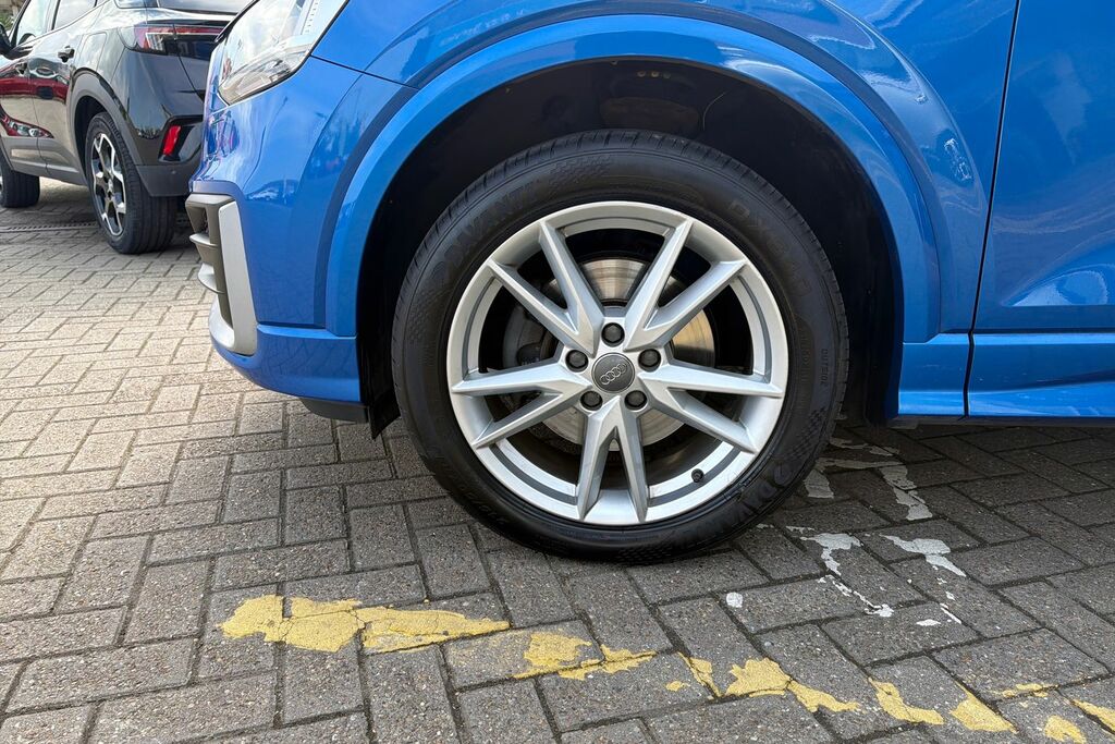 Audi Q2 S Line 30 Tfsi 116 Ps 6-Speed Blue #30