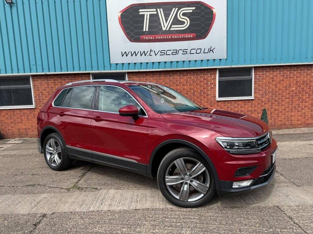 Volkswagen Tiguan Suv 2.0 Tsi Bluemotion Tech Sel Dsg 4Motion Euro 6 Red