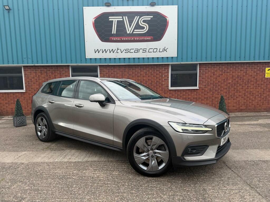 Volvo V60 Cross Country Estate 2.0 T5 Plus Awd Euro 6 Ss 2019 Grey