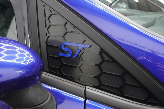 Ford Fiesta 1.6T Ecoboost St-3 Hatchback Eur MJ17XZD Blue #3