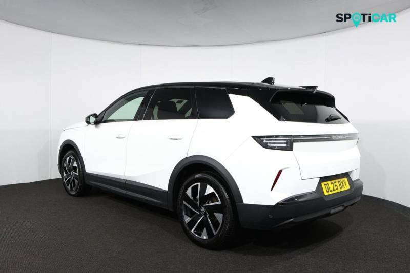 Vauxhall Grandland 1.2 Hybrid 136 Ultimate E-dct6 Pan Roof - DL25BXY White #2