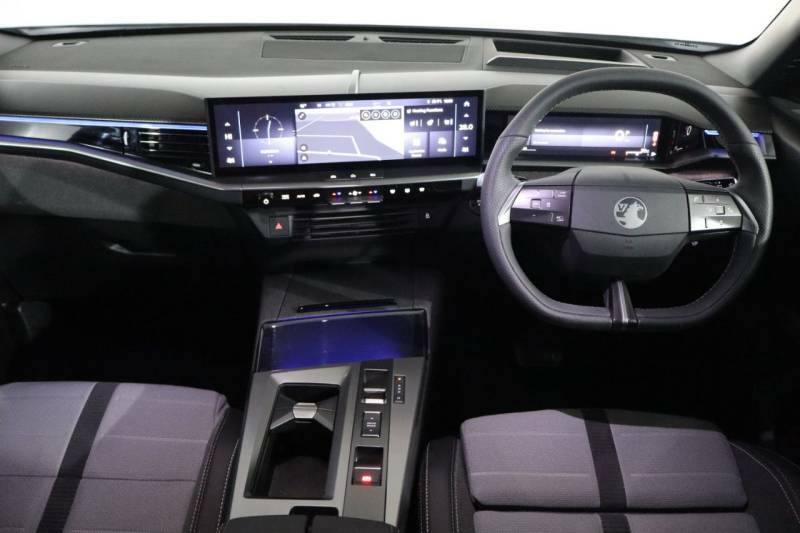 Vauxhall Grandland 1.2 Hybrid 136 Ultimate E-dct6 Pan Roof - DL25BXY White #3
