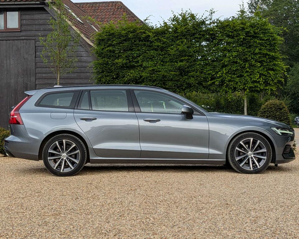 Volvo V60 2.0 B3 Mhev Momentum Euro 6 Ss Grey #5
