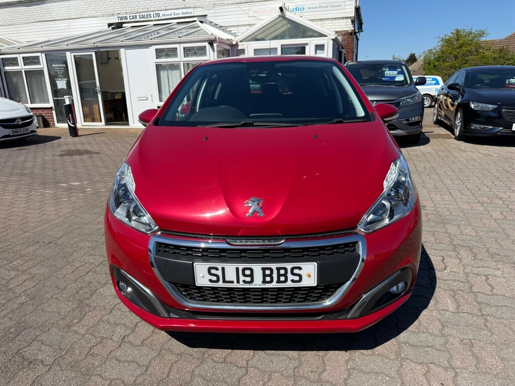 Peugeot 208 1.2 Puretech Tech Edition Euro 6 Ss SL19BBS Red #2