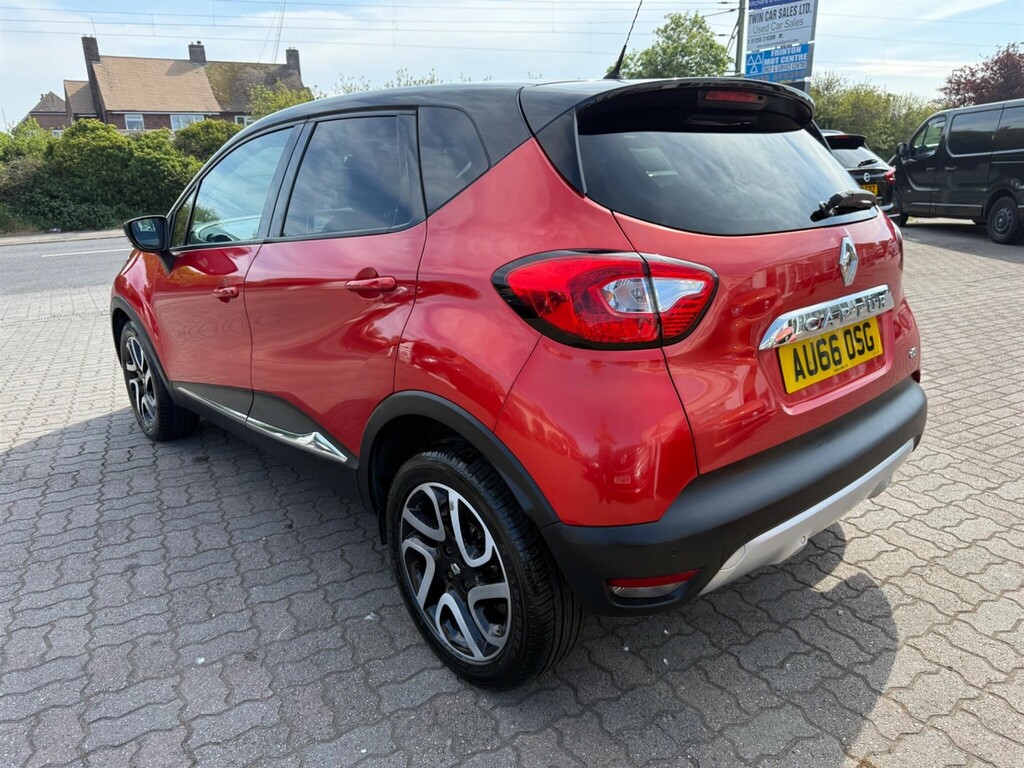 Renault Captur 1.5 Dci Energy Signature Nav Euro 6 Ss AU66OSG Red #6