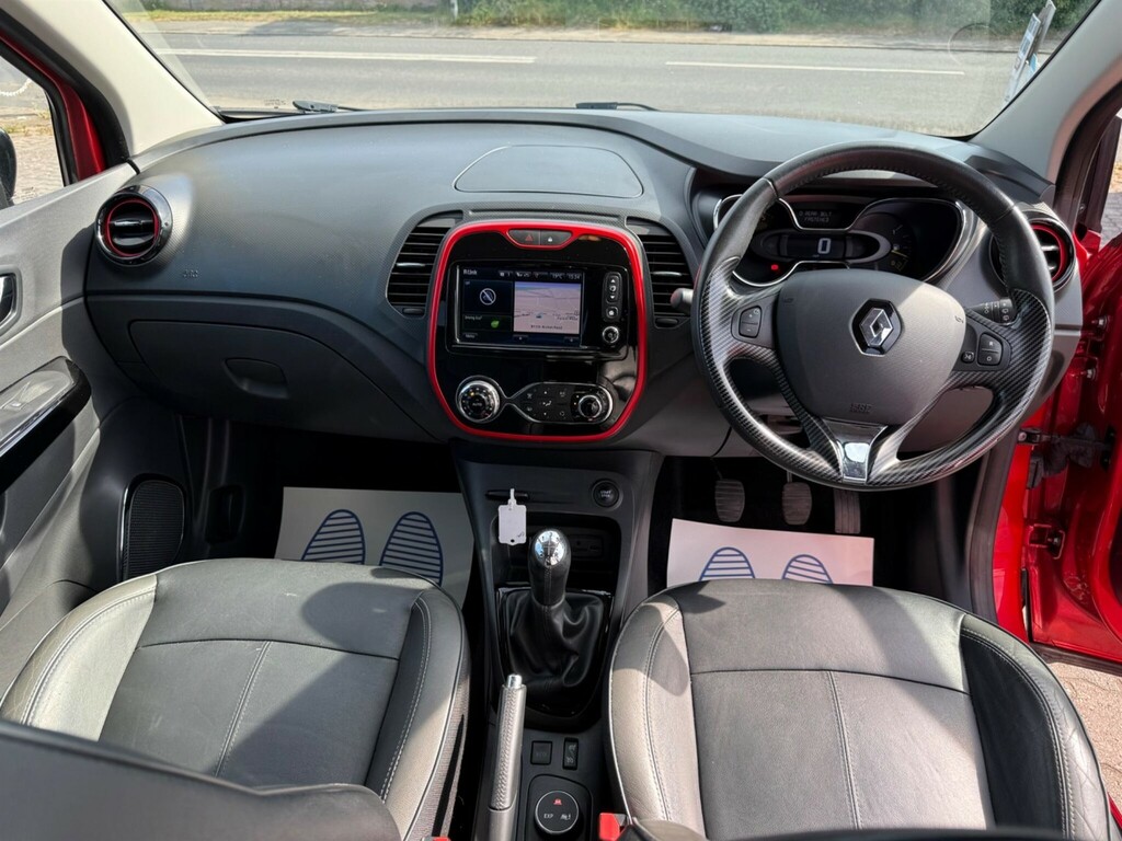 Renault Captur 1.5 Dci Energy Signature Nav Euro 6 Ss AU66OSG Red #3