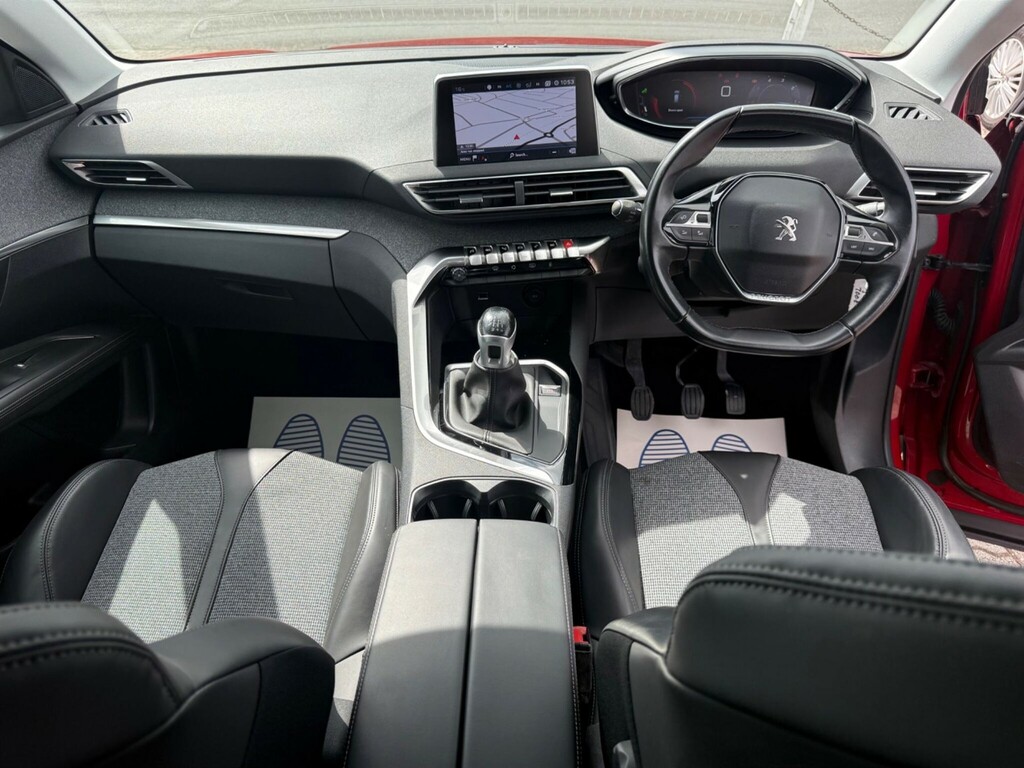 Peugeot 3008 1.5 Bluehdi Allure Euro 6 Ss FM18ZMX Red #3