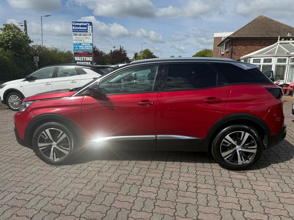 Peugeot 3008 1.5 Bluehdi Allure Euro 6 Ss FM18ZMX Red #5