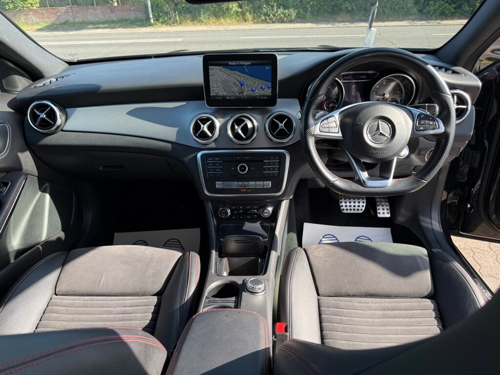 Mercedes-Benz GLA Class 1.6 Amg Line Premium 7G-dct Euro 6 Ss CN18XAS Black #3
