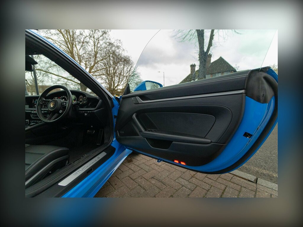 Porsche 911 911 Carrera S Blue #2