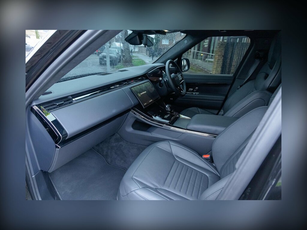 Land Rover Range Rover Sport 4.4 P635 V8 Mhev Sv Edition One Gloss Suv Petr Black #3