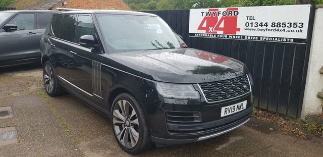 Land Rover Range Rover 5.0 P565 V8 Sv Dynamic Suv Petro Black #6
