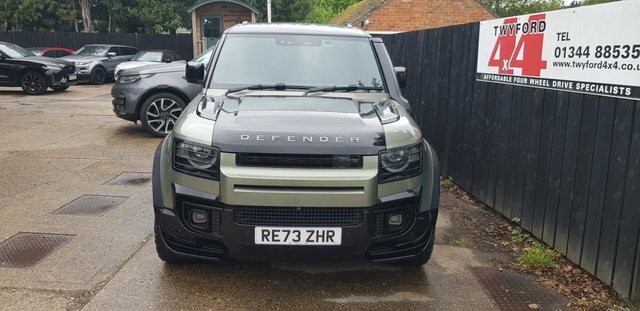 Land Rover Defender 3.0 D300 Mhev X-dynamic Hse Suv 4W RE73ZHR Green #4