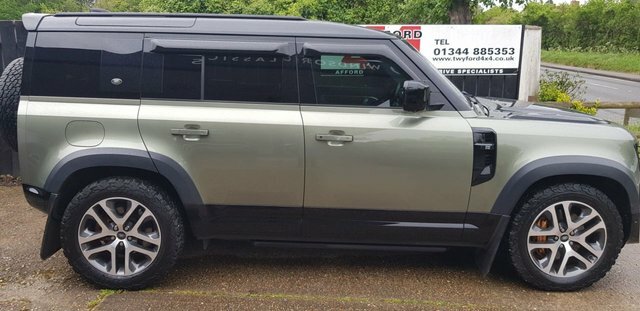 Land Rover Defender 3.0 D300 Mhev X-dynamic Hse Suv 4W RE73ZHR Green #3