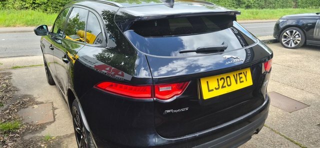Jaguar F-Pace 2.0 P250i Chequered Flag Suv Awd E LJ20VEY Black #4