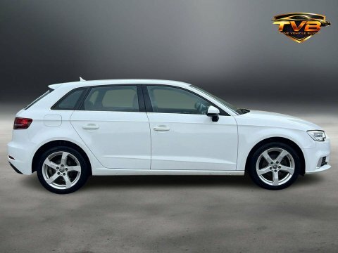 Audi A3 2.0 A3 Sportback SF18ZWE White #4