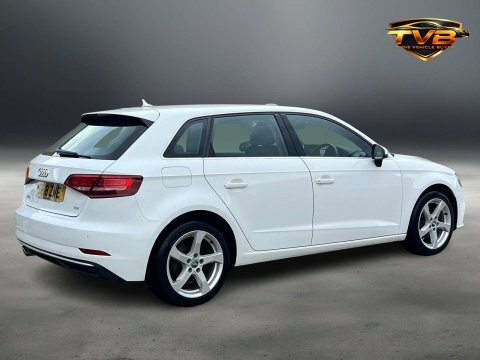Audi A3 2.0 A3 Sportback SF18ZWE White #5