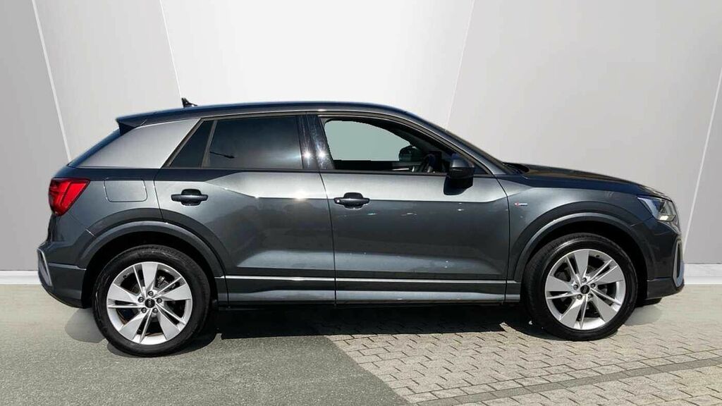 Audi Q2 35 Tfsi S Line DN24ZCJ Grey #3