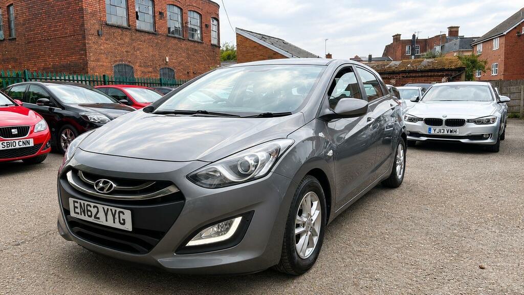Hyundai I30 1.6 Crdi Blue Drive Active Euro 5 EN62YYG Grey #4