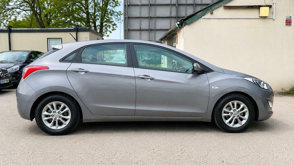 Hyundai I30 1.6 Crdi Blue Drive Active Euro 5 EN62YYG Grey #6