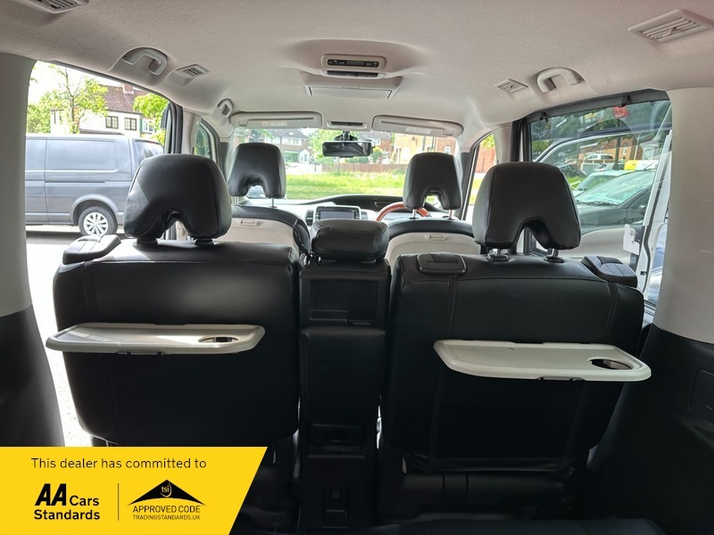 Nissan Serena 2.0 S-hybrid Puredrive 125 Bhp Black #16
