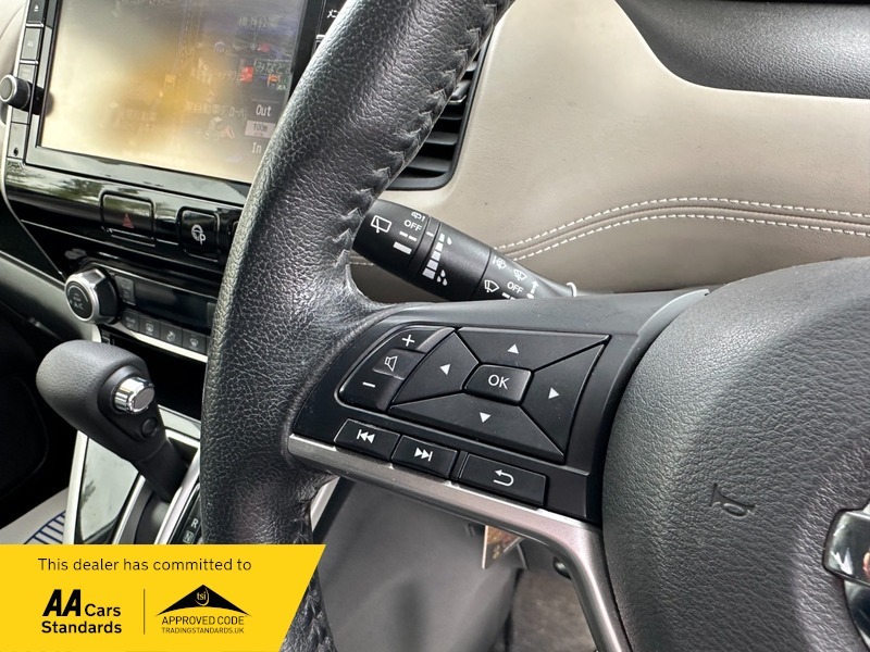 Nissan Serena 2.0 S-hybrid Puredrive 125 Bhp Black #25