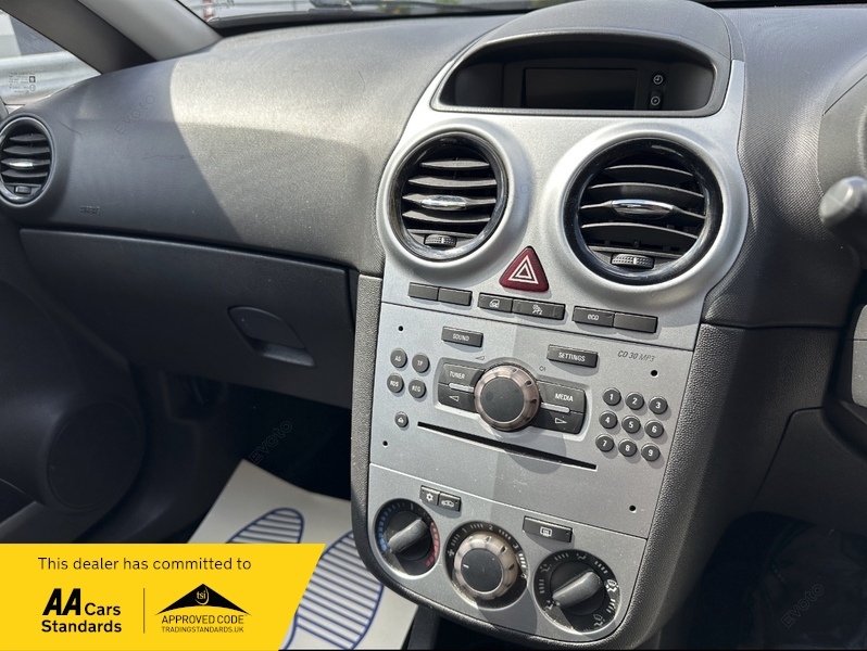 Vauxhall Corsa 35 Tax Exclusiv Ac LG63UZX Black #6