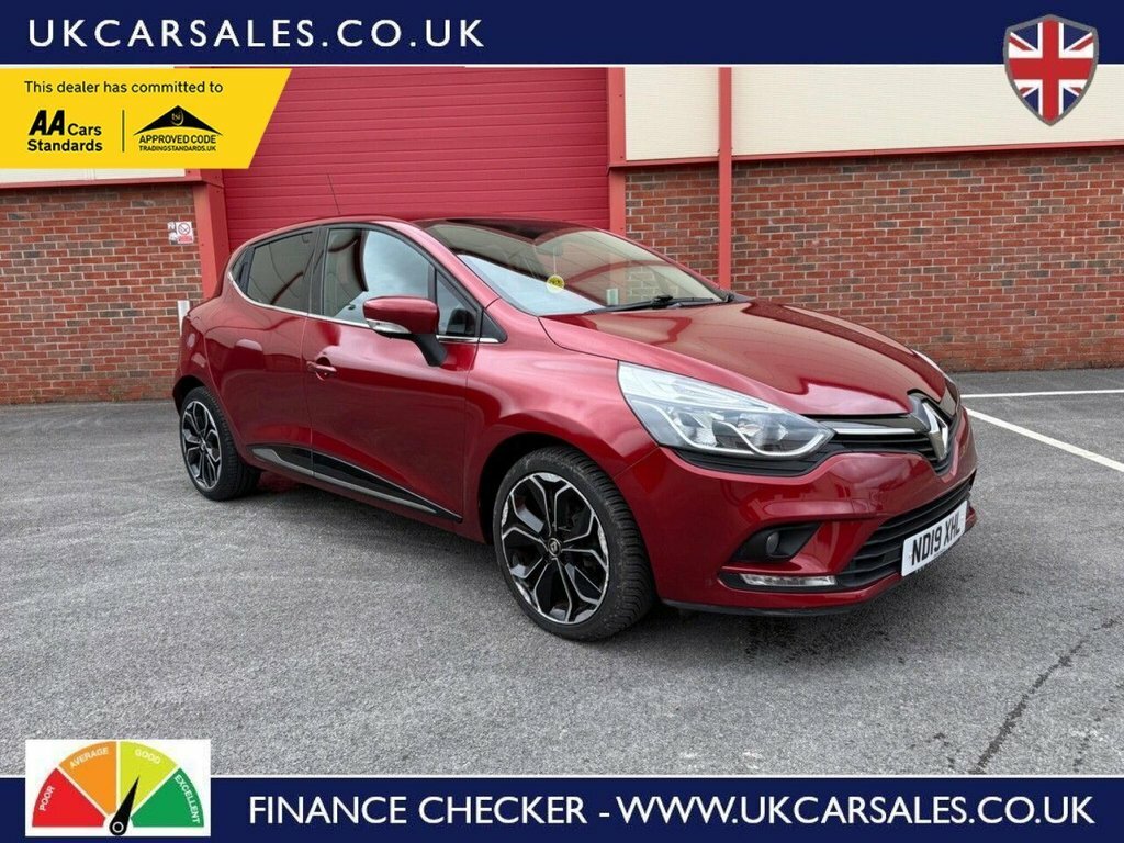 Renault Clio Hatchback Red