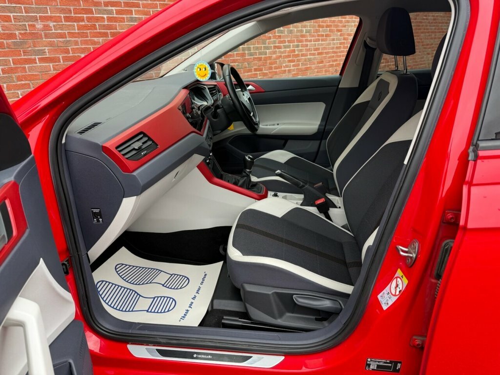 Volkswagen Polo 1L Beats NA68FLZ Red #3