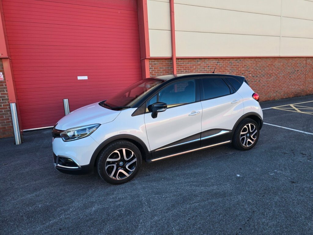Renault Captur 1.5L Iconic Nav LG66YLJ White #5