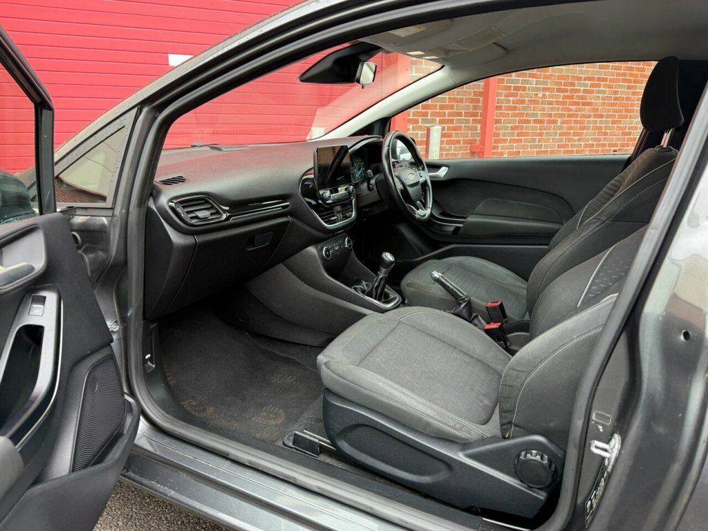 Ford Fiesta 1.1L Zetec CJ17VUK Grey #5