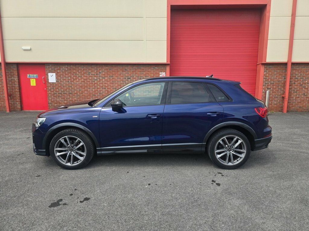 Audi Q3 1.5L Black Edition DG72FKS Blue #5