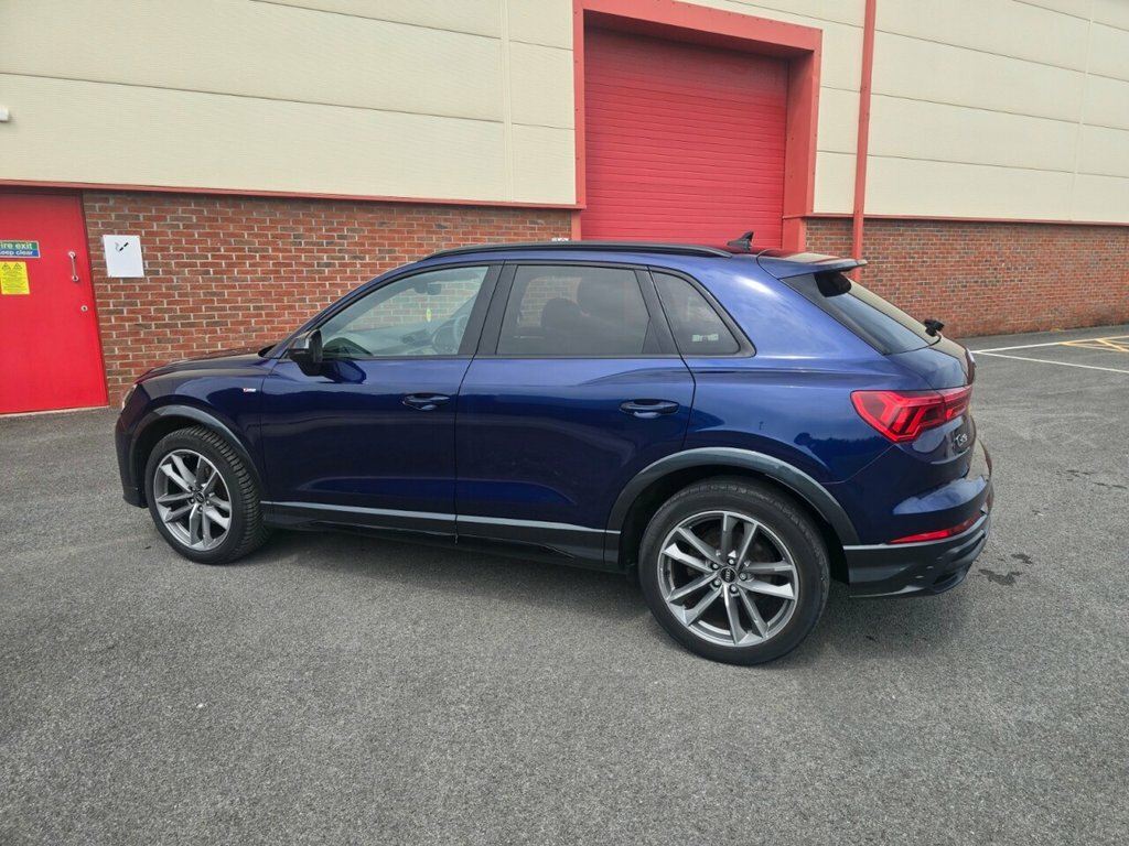 Audi Q3 1.5L Black Edition DG72FKS Blue #2