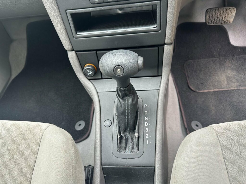 Vauxhall Astra Hatchback 1.6I Grey #30