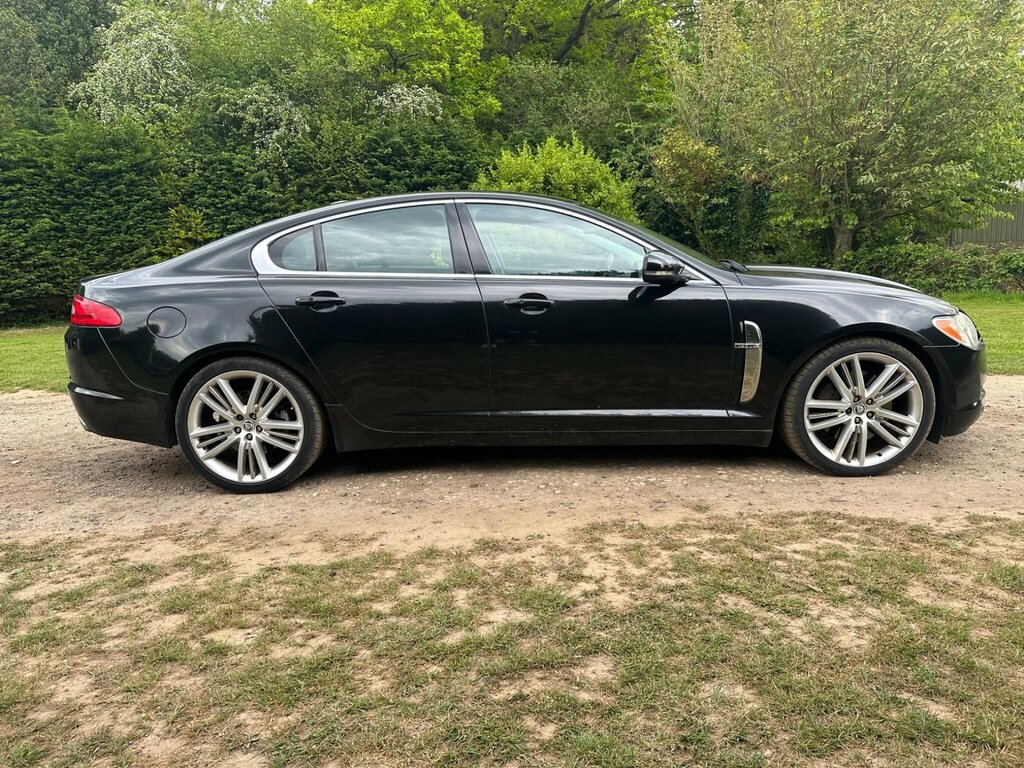 Jaguar XF 3.0D V6 Portfolio Euro 5 YD60PXX Black #4