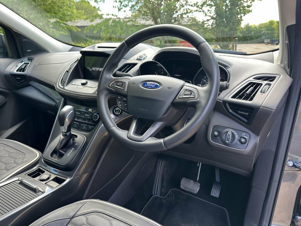 Ford Kuga 2.0 Tdci Vignale Powershift Awd Euro 6 Ss Grey #3