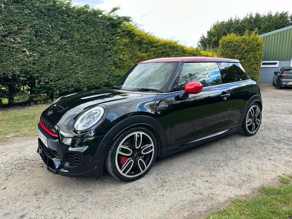 Mini Hatch 2.0 John Cooper Works Euro 6 Ss Black